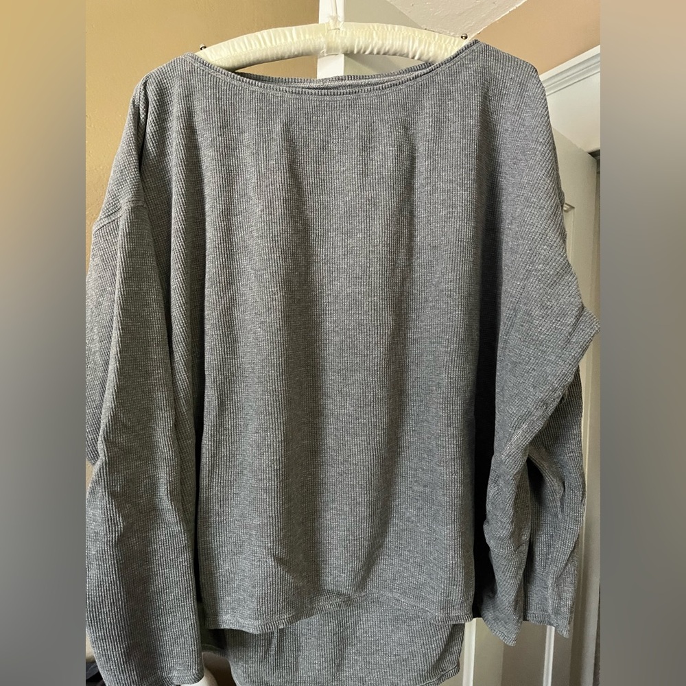 Lululemon grey Back in Action long sleeve